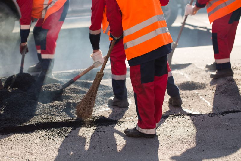 Asphalt Repair Vs. Asphalt Replacement: What Property Owners Should Know